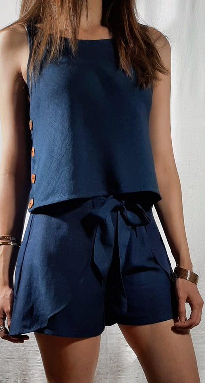 Bo and Co Store's Navy Skort Set - Perfect for any occasion. Available in M Size.