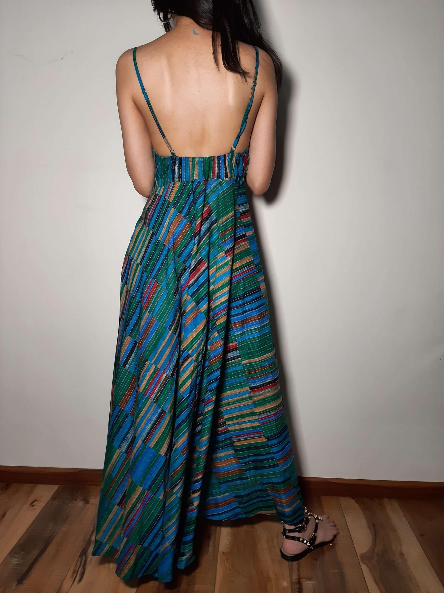 Bo and Co Store's Electric Maxi Dress in L size for a luxurious bohemian look